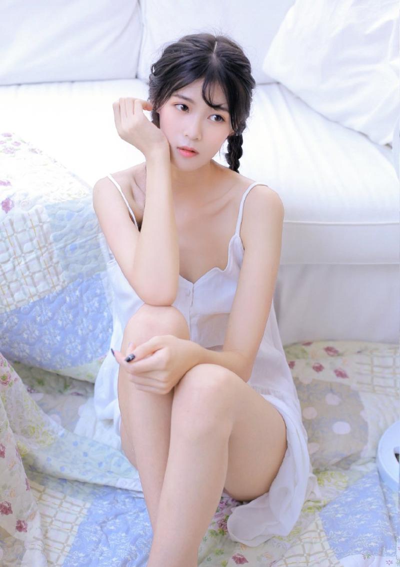 ADF5F4F0.jpg